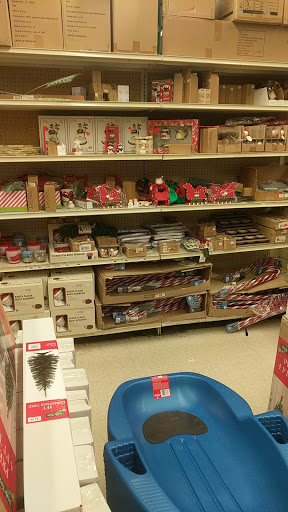 Discount Store «Ocean State Job Lot», reviews and photos, 133 River Rd, Canton, CT 06019, USA