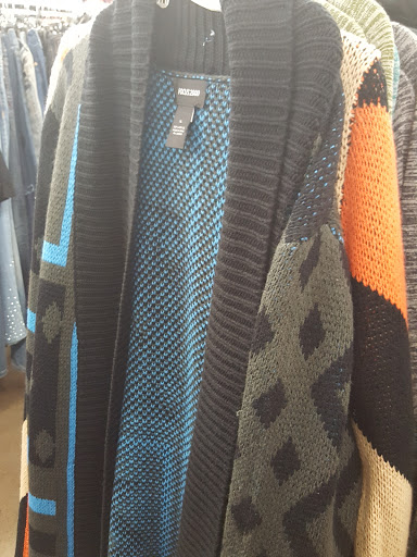 Discount Store «Fallas Paredes Discount Stores», reviews and photos, 26 E Baseline Rd #110, Phoenix, AZ 85040, USA