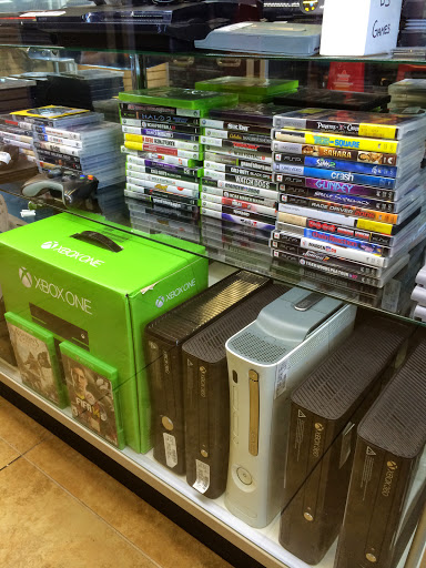 Pawn Shop «GC Pawn #6 - Gold N Connection», reviews and photos, 1472 N State Road-7, Lauderhill, FL 33313, USA