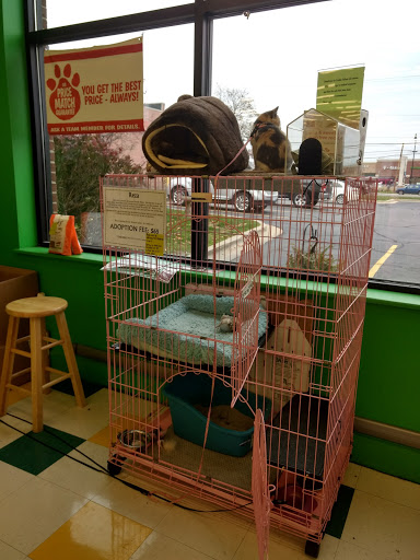 Pet Supply Store «Pet Supplies Plus», reviews and photos, 19295 West Rd, Woodhaven, MI 48183, USA