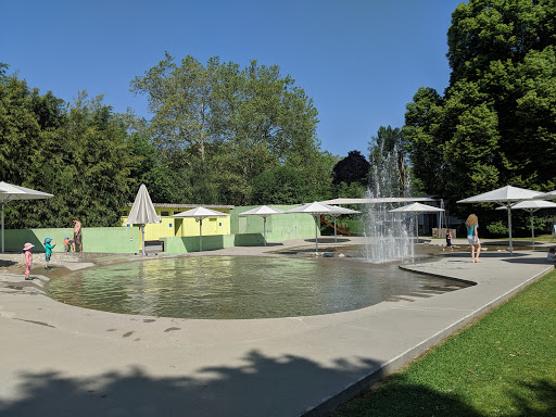 Orte, um Geburtstage mit Pool zu feiern Zürich
