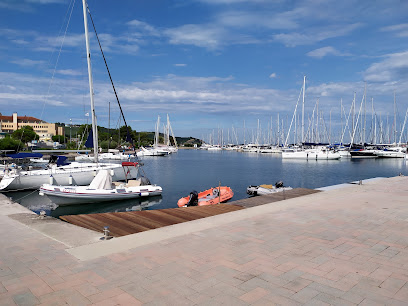 Marina Izola, storitve pomorskega prometa, turizem in trgovina d.o.o.