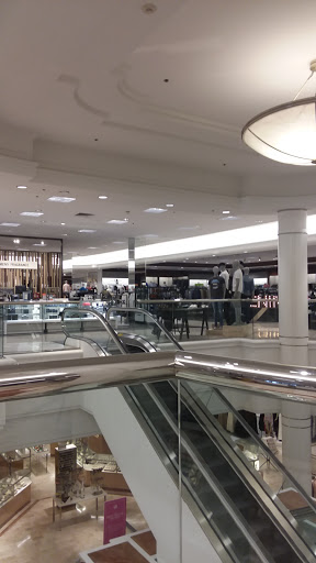 Department Store «Lord & Taylor», reviews and photos, 158 Walt Whitman Rd, Huntington Station, NY 11746, USA