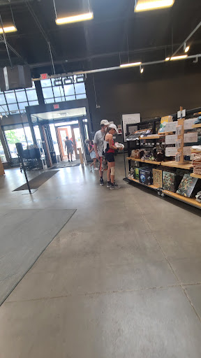 Camping Store «REI», reviews and photos, 9637 E County Line Rd, Englewood, CO 80112, USA