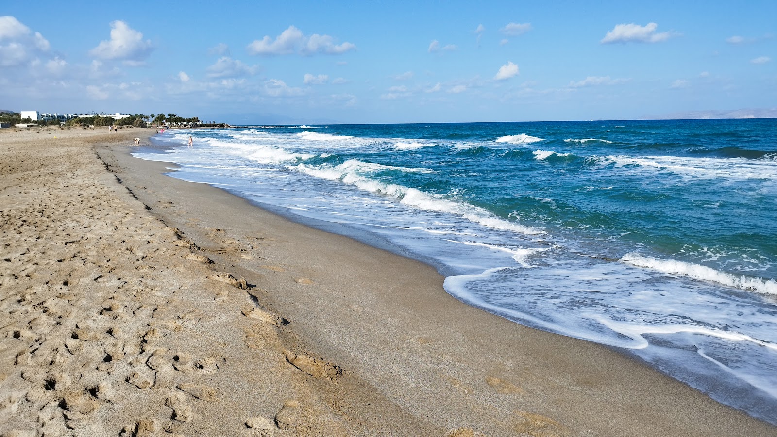 Foto av Analipsi stranden - populär plats bland avkopplingskännare