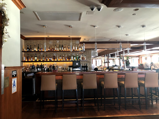 Seafood Restaurant «Fish Market Restaurant», reviews and photos, 750 N Harbor Dr, San Diego, CA 92101, USA