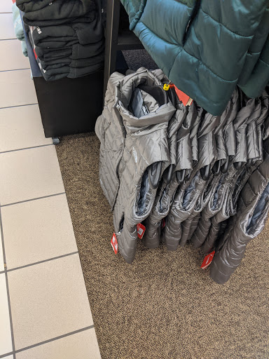 Shopping Mall «Oakwood Mall», reviews and photos, 4800 Golf Rd, Eau Claire, WI 54701, USA