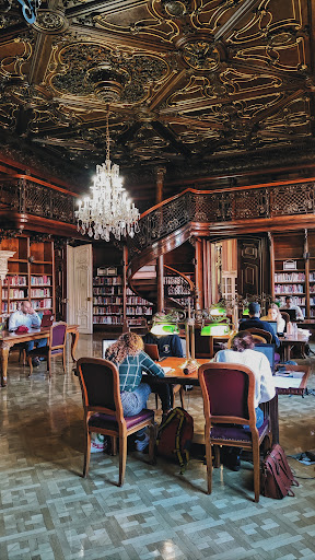 Metropolitan Ervin Szabó Library