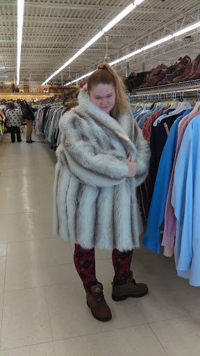 Thrift Store «Valley Thrift Store», reviews and photos, 1717 Woodman Dr, Kettering, OH 45420, USA