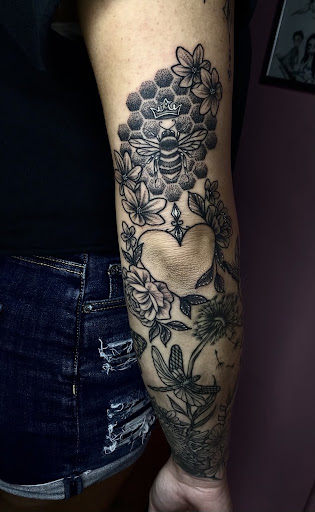 Tattoo Shop «Taboo Tattoos», reviews and photos, 242 Broad St, Keyport, NJ 07735, USA