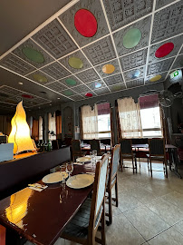 Atmosphère du Restaurant indien Joyti Restaurant (Cuisine Maison depuis 1994) à Paris - n°9