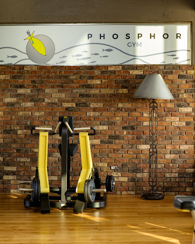 PHOSPHOR Gym by On Plonge Jr - <nil>