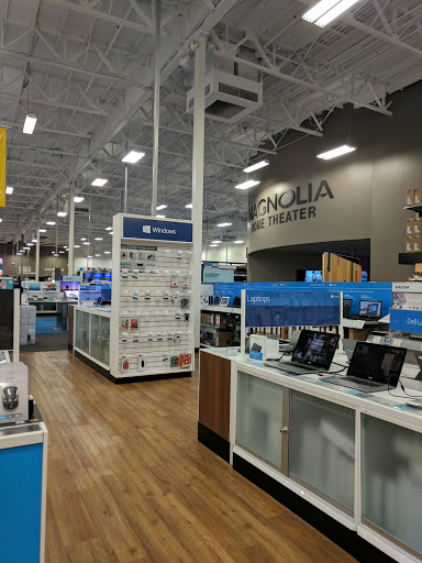 Electronics Store «Best Buy», reviews and photos, 390 N Moorpark Rd, Thousand Oaks, CA 91360, USA