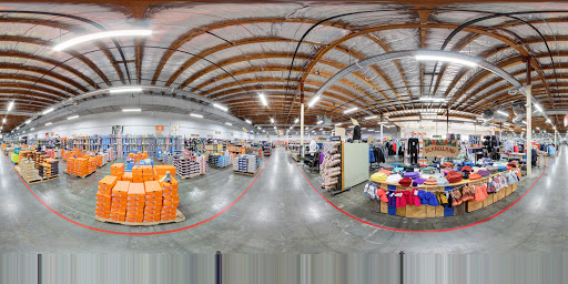 Sporting Goods Store «Sports Basement San Ramon», reviews and photos, 1041 Market Pl, San Ramon, CA 94583, USA