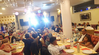 Atmosphère du Restaurant indien New Maharaja Grill à Saint-Denis - n°2