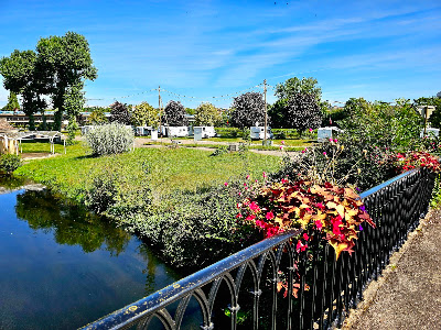 Aire camping car charmes à Charmes