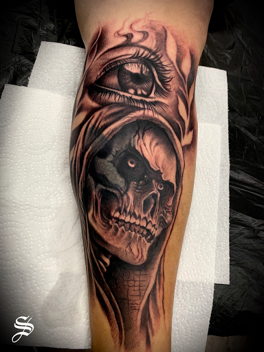 Explore bug tattoo ideas, creative tattoo ideas in Lancaster, available at DEADMANS STUDIO