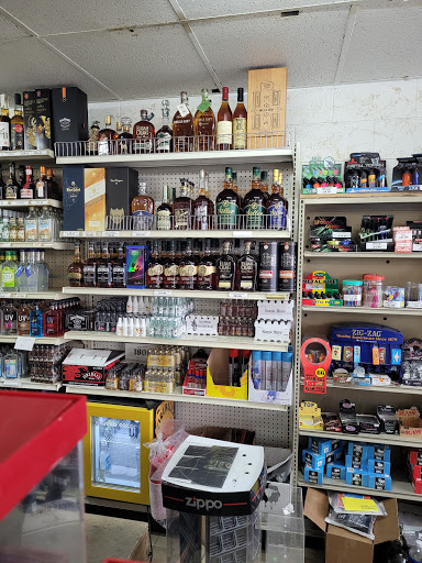 Spirit Shop, 10330 MO-21 Bus, Hillsboro, MO 63050, USA, 