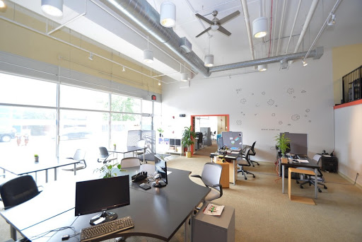 7301 N Sheridan Rd, Chicago, IL 60626, USA