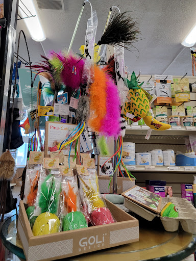 Pet Supply Store «Salem Pet Supply», reviews and photos, 3185 Market St NE, Salem, OR 97301, USA