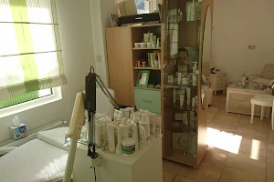 Kozmeticki salon "JUVENA" image