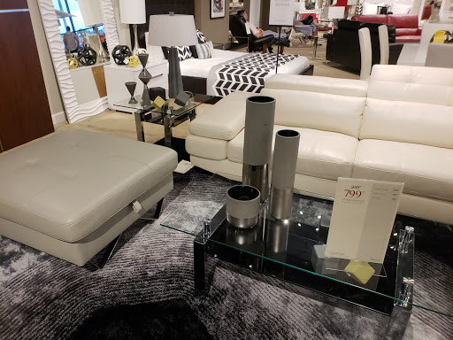 Furniture Store «City Furniture North Miami», reviews and photos, 1500 NW 167th St, Miami, FL 33169, USA