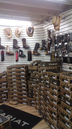 Pet Supply Store «Concord Feed Pet & Livestock Supplies», reviews and photos, 228 Hookston Rd, Pleasant Hill, CA 94523, USA