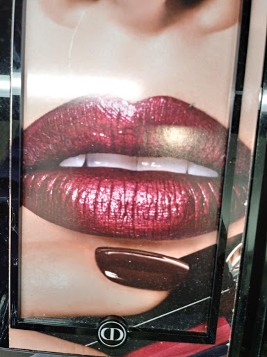 Cosmetics Store «SEPHORA», reviews and photos, 721 Collins Ave, Miami Beach, FL 33139, USA