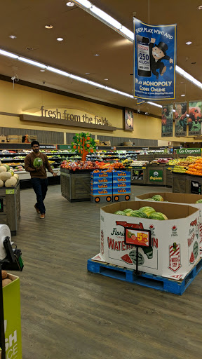 Grocery Store «Safeway», reviews and photos, 1688 Anderson Rd, McLean, VA 22102, USA