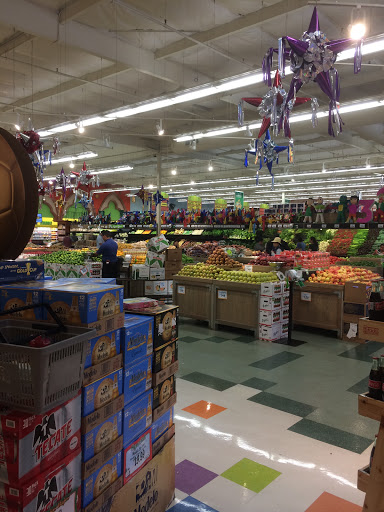 Mexican Grocery Store «Mi Pueblo Food Center», reviews and photos, 330 Bellam Blvd, San Rafael, CA 94901, USA