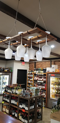 Liquor Store «B&S WINE AND SPIRITS», reviews and photos, 152 Wyckoff Ave, Brooklyn, NY 11237, USA