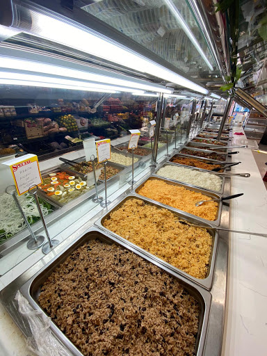 Associated Súpermarket, 693 Dexter St, Central Falls, RI 02863, USA, 