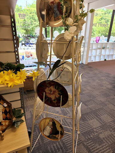 Thrift Store «Clothes Less Traveled», reviews and photos