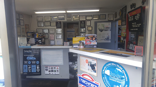 Auto Repair Shop «Everett Auto Clinic», reviews and photos, 3132 Rucker Ave, Everett, WA 98201, USA
