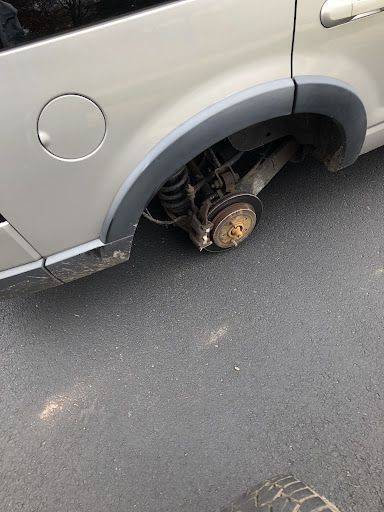 Used Car Dealer «I-Deal Cars LLC», reviews and photos, 1649 S Cameron St, Harrisburg, PA 17104, USA