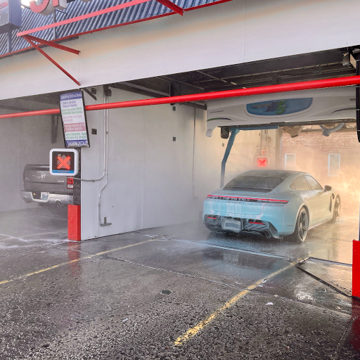 Car Wash «Spirit of America Car Wash», reviews and photos, 659 E Ogden Ave, Naperville, IL 60563, USA