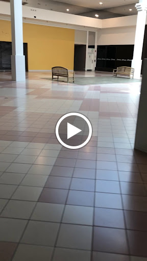 Shopping Mall «DeSoto Square Mall», reviews and photos, 303 301 Blvd W, Bradenton, FL 34205, USA