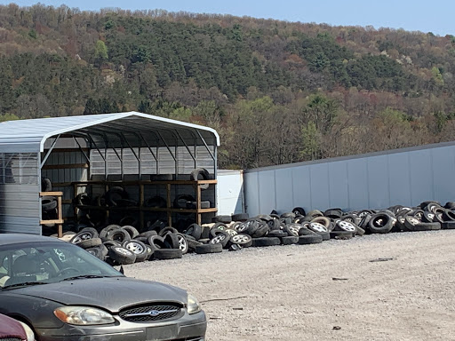 Salvage Yard «EZ Pull & Save Auto Parts», reviews and photos, 2401 Summer Valley Rd, New Ringgold, PA 17960, USA
