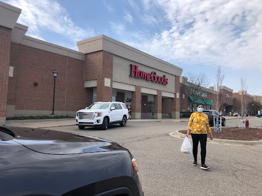 HomeGoods, 43635 W Oaks Dr, Novi, MI 48377, USA, 