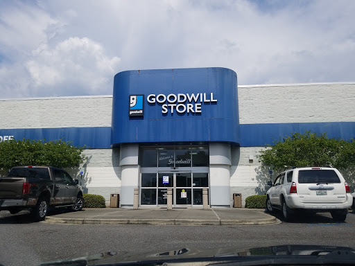 Goodwill, 790 US-190, Covington, LA 70423, USA, 