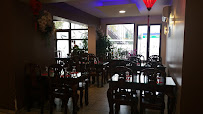 Atmosphère du Restaurant asiatique New Vina Wok - Restaurant Buffet à volonté à Échirolles - n°20