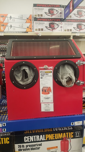 Hardware Store «Harbor Freight Tools», reviews and photos, 1460 Main St, Hamilton, OH 45013, USA