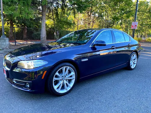 Used Car Dealer «Definitive Motors», reviews and photos, 203 116th Ave NE, Bellevue, WA 98004, USA