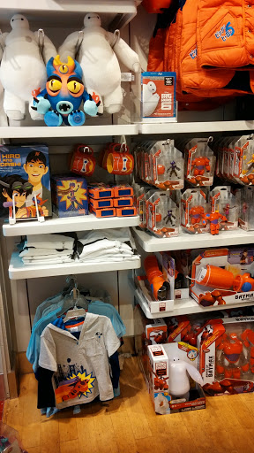 Toy Store «Disney Store», reviews and photos, 7527 Dadeland Mall Cir W, Miami, FL 33156, USA