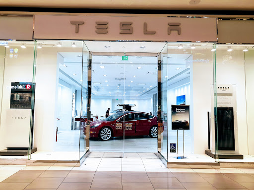 Tesla Showroom & Test Drive