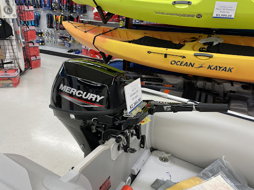 Marine Supply Store «West Marine», reviews and photos, 4141 S 76th St, Greenfield, WI 53220, USA