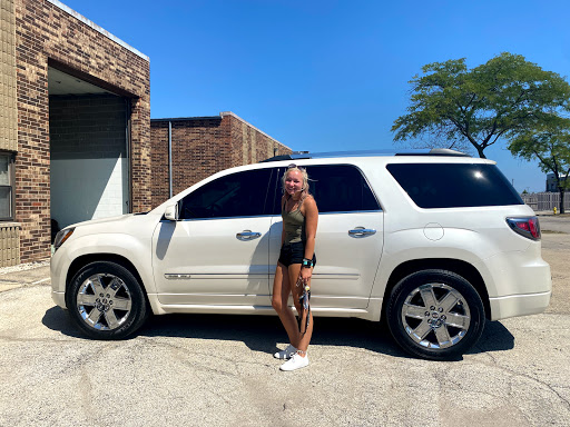 Car Dealer «Platinum Motor Cars», reviews and photos, 1500 Paddock Dr, Northbrook, IL 60062, USA