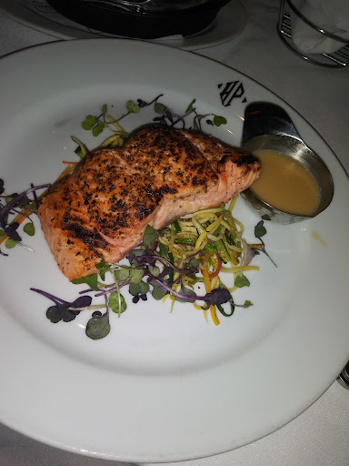 Steak House «Hyde Park Prime Steakhouse», reviews and photos, 21 Main St, Westlake, OH 44145, USA