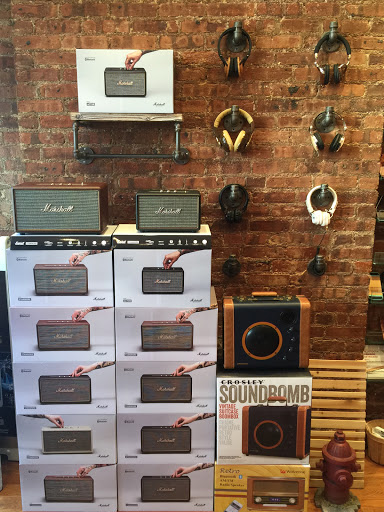 Cell Phone Store «The Phone Works & Co», reviews and photos, 198 Court St, Brooklyn, NY 11201, USA