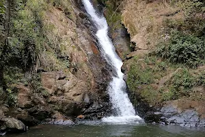 Cascadas De Guarne image